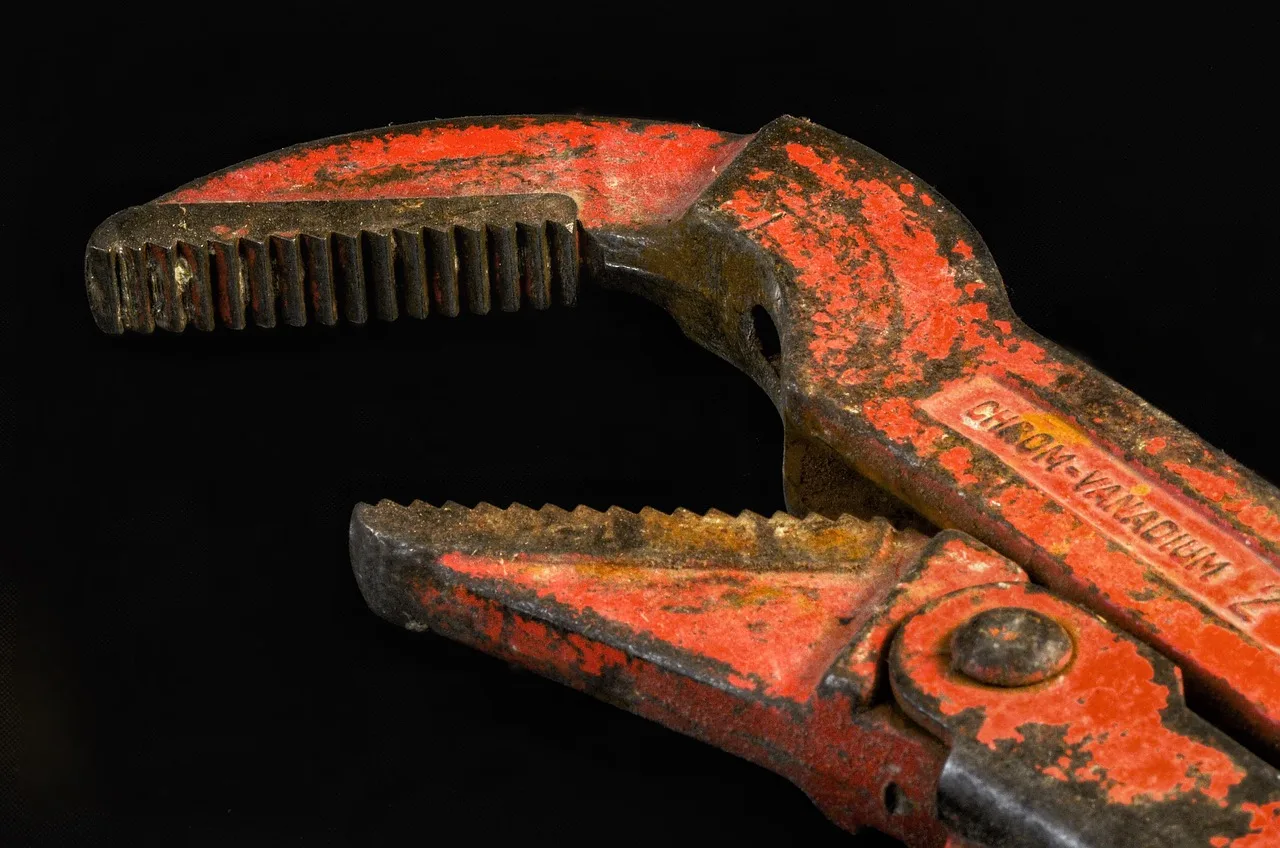 pipe wrench, plumber, pliers, power, tool, corner swede, red, metal, plumber, plumber, plumber, plumber, plumber. Getting plumbing contractors right the first time