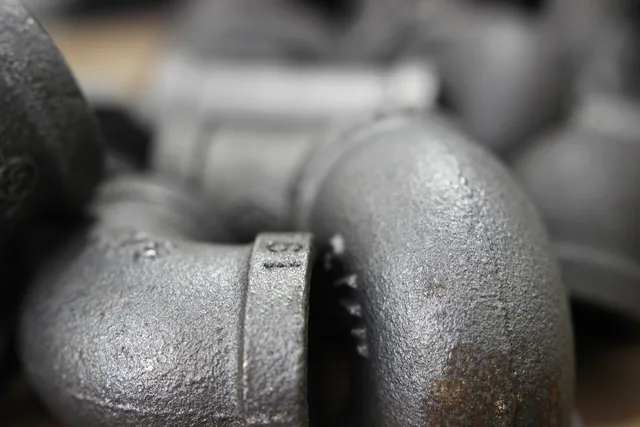 iron, fittings, plumbing, plumber, connection, materials, repair, elbow fittings, industrial, piping, gray industry, plumbing, plumbing, plumbing, plumbing, plumbing, plumber, plumber, plumber. Plumbing contractor service standards compared with what actually happens