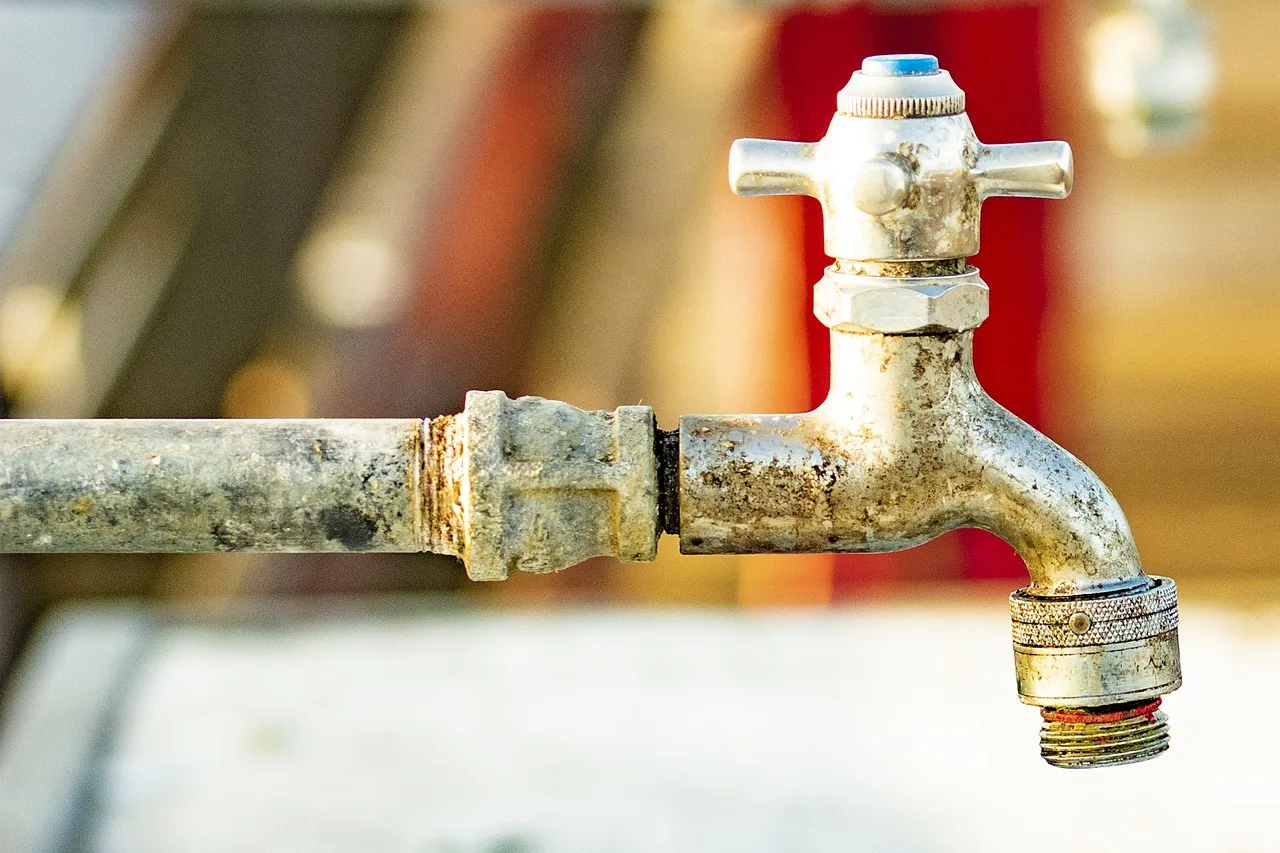 faucet, pipes, plumbing, metal, valve, steel, industry, iron, outdoors, plumbing, plumbing, plumbing, plumbing, plumbing. Winning more plumbing contractor customers