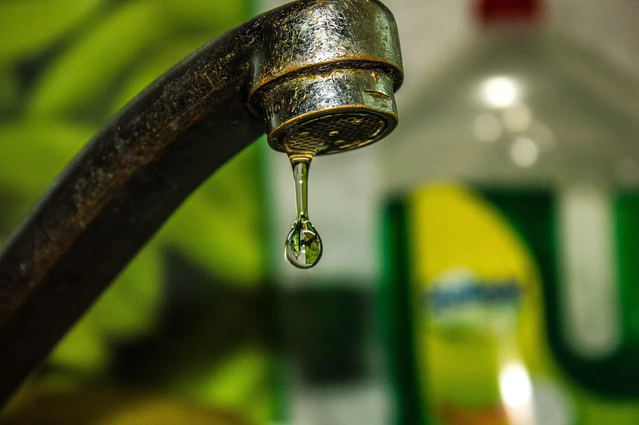 tap, drop, water, faucet, plumbing, sink, wet, nature, drip, fall, fluid. Plumbing contractor business plan, section by section and what to leave out
