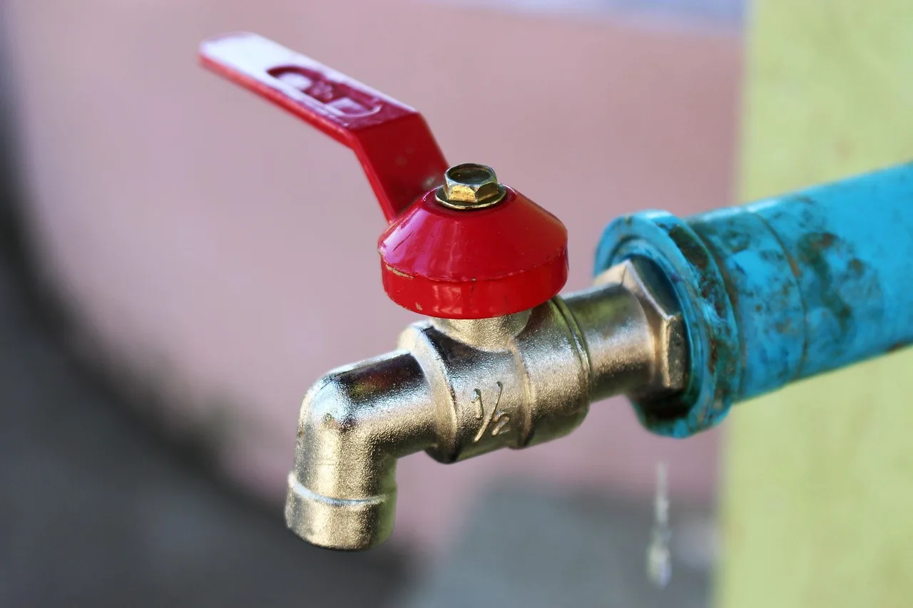 water tap, valve, water, tap, faucet, pipe, plumbing, drink, line, symbol, drop, supply, liquid, drip, metal, nature, steel, tube, industry, joint, shiny, fluid, shabby, dirty, connector, pipeline, photography, blue, filthy. What to put in a plumbing contractor quote: fields, assumptions, exclusions